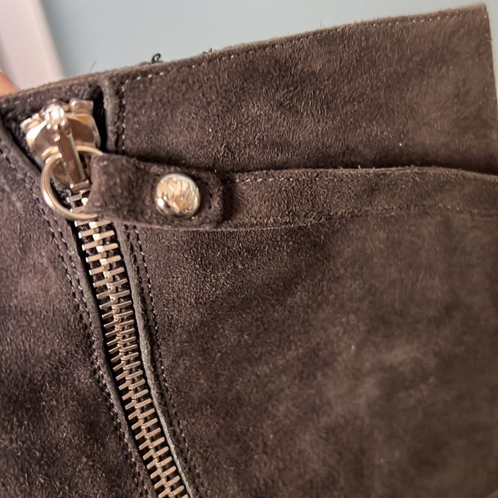 Perfect Stuart Weizman Suede Boots - image 5